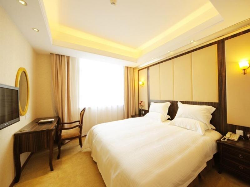Greentree Inn Shanghai West Huaxia Road Metro Station Express Hotel Eksteriør billede