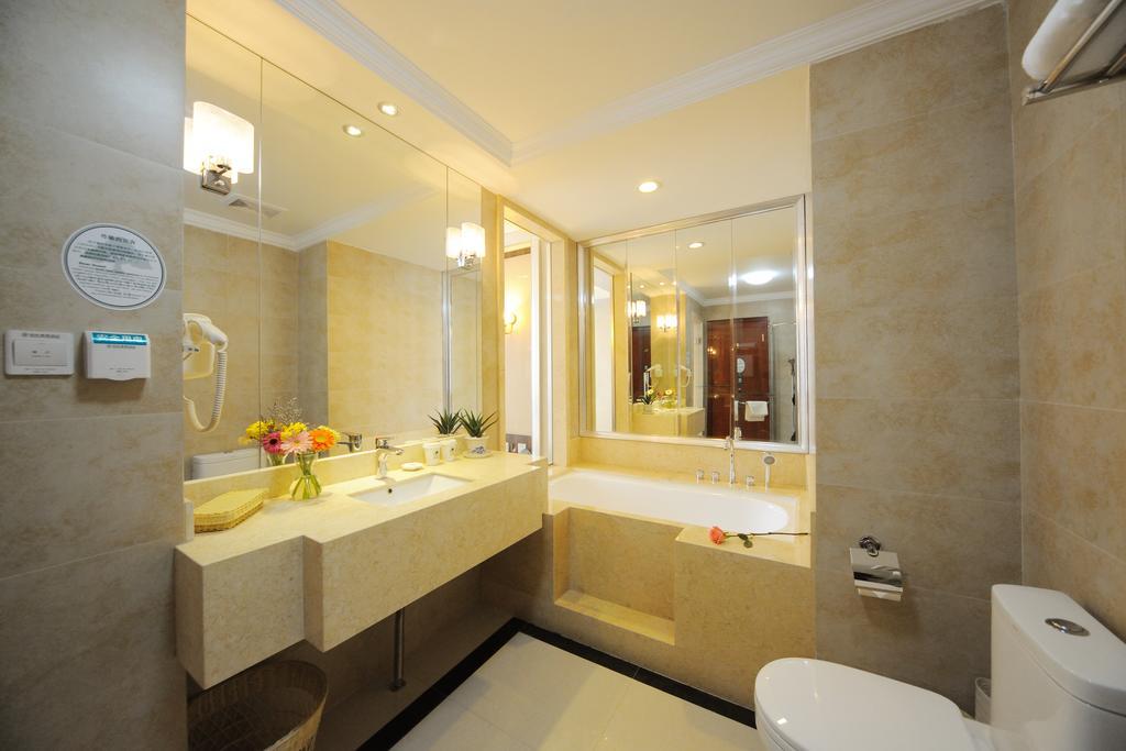 Greentree Inn Shanghai West Huaxia Road Metro Station Express Hotel Værelse billede