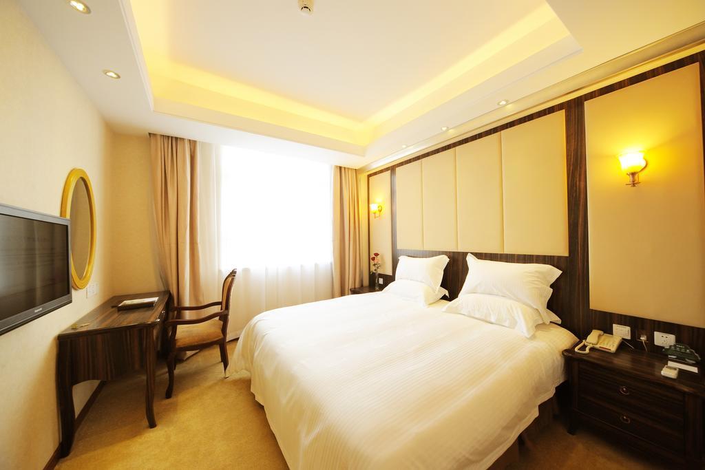 Greentree Inn Shanghai West Huaxia Road Metro Station Express Hotel Værelse billede